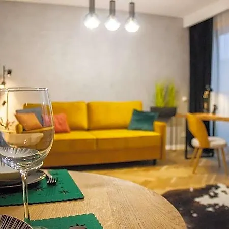 Apartamentysnu, Wola Premium Hotel Varsavia