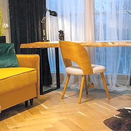 Hotel Apartamentysnu, Wola Premium Varsavia